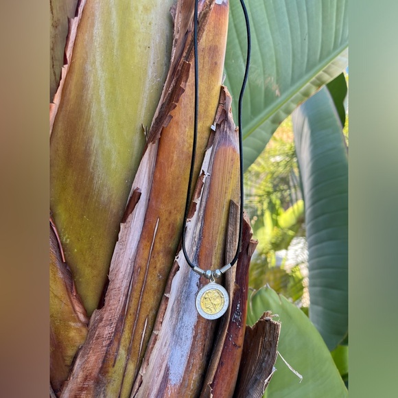 St. Christopher Protect Us Surfers Charm Necklace Retro Beach Old School Unisex - Picture 2 of 6